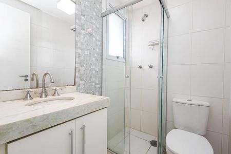 Apartamento à venda com 64m², 2 quartos e 1 vaga Apartamento à venda com 64m², 2 quartos e 1 vagaBanheiro da Suíte 1