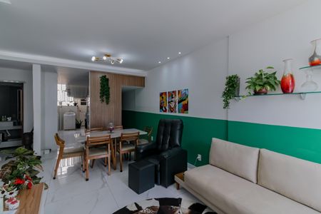 Apartamento à venda com 90m², 3 quartos e sem vagaSala 