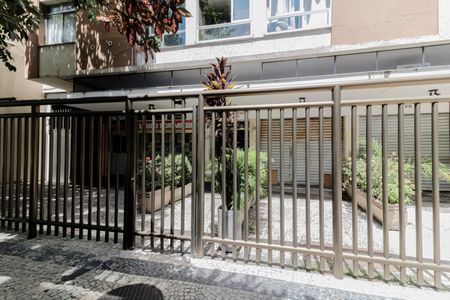 Apartamento à venda com 90m², 3 quartos e sem vagaEntrada