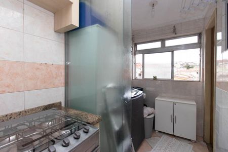 Apartamento à venda com 72m², 2 quartos e 1 vaga Apartamento à venda com 72m², 2 quartos e 1 vagaCozinha e Área de Serviço