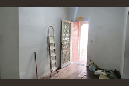 Casa à venda com 175m², 3 quartos e 2 vagasSala