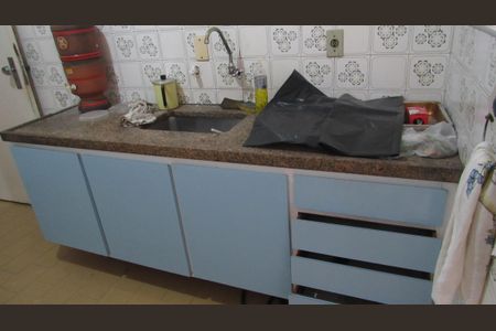 Casa à venda com 175m², 3 quartos e 2 vagasCozinha