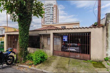 Casa à venda com 170m², 5 quartos e 2 vagas Casa à venda com 170m², 5 quartos e 2 vagasFachada e placa