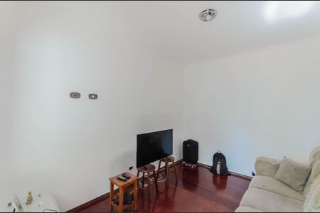 Casa à venda com 170m², 5 quartos e 2 vagas Casa à venda com 170m², 5 quartos e 2 vagasQuarto 3