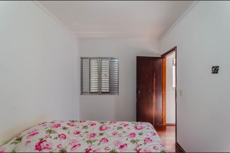 Casa à venda com 170m², 5 quartos e 2 vagas Casa à venda com 170m², 5 quartos e 2 vagasQuarto 1