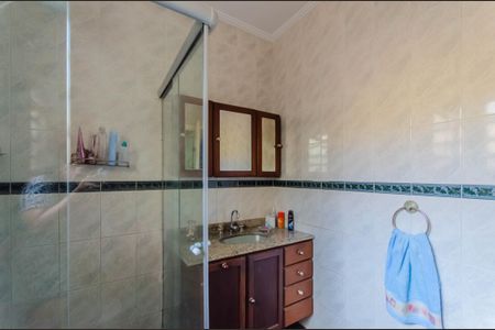 Casa à venda com 170m², 5 quartos e 2 vagas Casa à venda com 170m², 5 quartos e 2 vagasBanheiro da Suíte