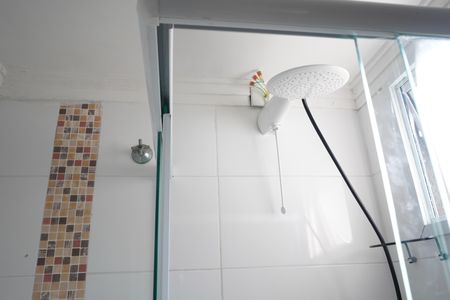 Casa de condomínio à venda com 217m², 3 quartos e 2 vagasBanheiro do Quarto 1