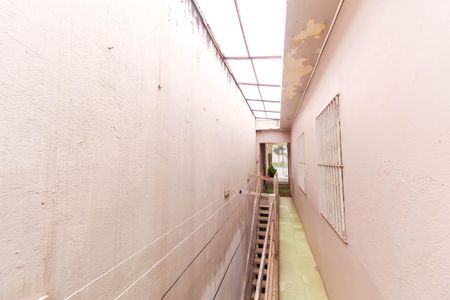 Casa à venda com 240m², 3 quartos e 3 vagas Casa à venda com 240m², 3 quartos e 3 vagasCorredor