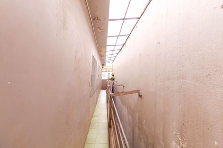 Casa à venda com 240m², 3 quartos e 3 vagas Casa à venda com 240m², 3 quartos e 3 vagasCorredor