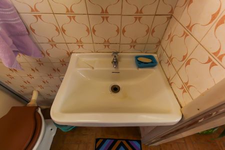 Casa à venda com 240m², 3 quartos e 3 vagas Casa à venda com 240m², 3 quartos e 3 vagasBanheiro 2