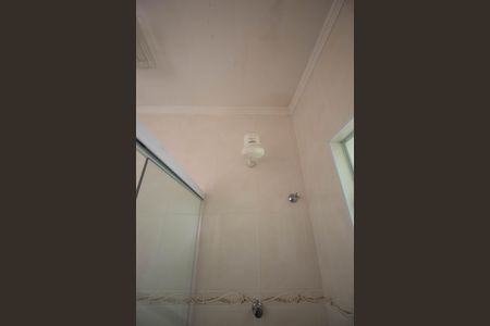 Casa à venda com 90m², 2 quartos e 2 vagas Casa à venda com 90m², 2 quartos e 2 vagasBanheiro da Suíte 1