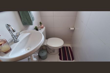 Casa à venda com 230m², 3 quartos e 8 vagas Casa à venda com 230m², 3 quartos e 8 vagasLavabo