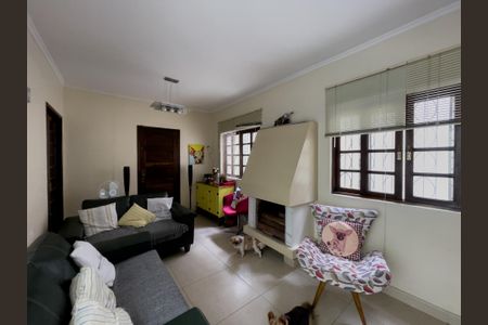 Casa à venda com 280m², 3 quartos e 3 vagas Casa à venda com 280m², 3 quartos e 3 vagasSala 2