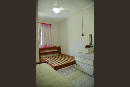 Casa à venda com 110m², 2 quartos e 1 vagaQuarto 2