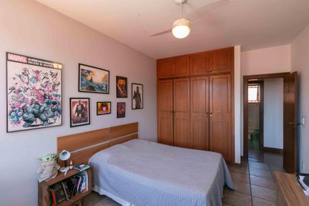 Casa à venda com 460m², 5 quartos e 5 vagasQuarto 3