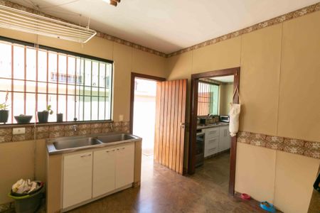 Casa à venda com 460m², 5 quartos e 5 vagasÁrea de Serviço