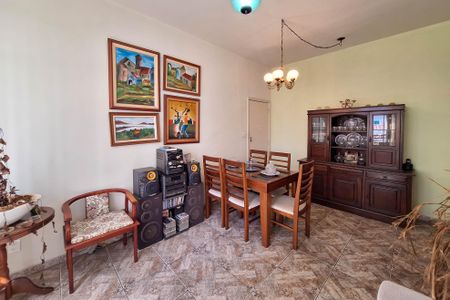 Apartamento à venda com 94m², 3 quartos e sem vaga Apartamento à venda com 94m², 3 quartos e sem vagaSala