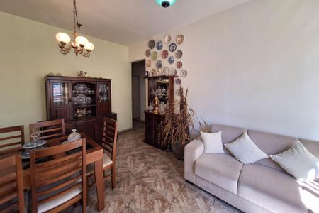 Apartamento à venda com 94m², 3 quartos e sem vaga Apartamento à venda com 94m², 3 quartos e sem vagaSala