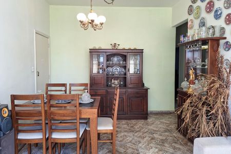 Apartamento à venda com 94m², 3 quartos e sem vaga Apartamento à venda com 94m², 3 quartos e sem vagaSala