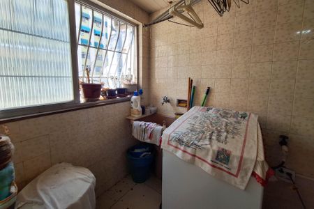 Apartamento à venda com 94m², 3 quartos e sem vaga Apartamento à venda com 94m², 3 quartos e sem vagaÁrea de Serviço