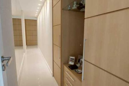 Apartamento à venda com 195m², 3 quartos e 3 vagas
