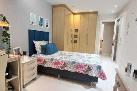 Apartamento à venda com 195m², 3 quartos e 3 vagas