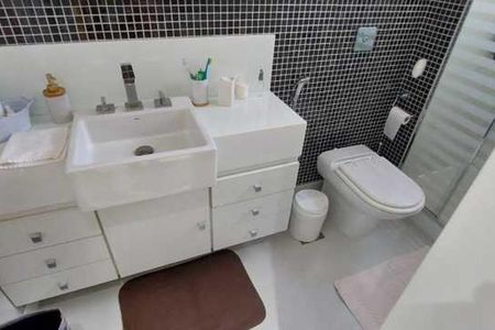Apartamento à venda com 195m², 3 quartos e 3 vagas