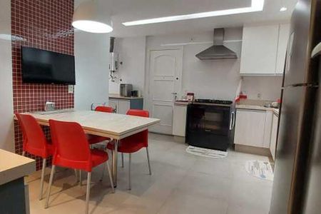 Apartamento à venda com 195m², 3 quartos e 3 vagas