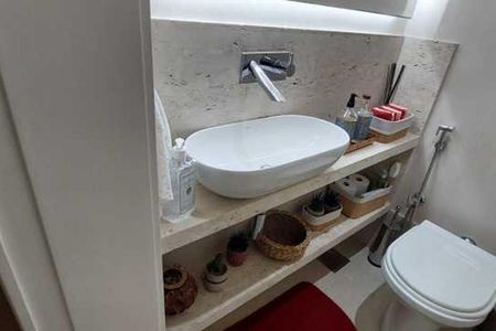 Apartamento à venda com 195m², 3 quartos e 3 vagas