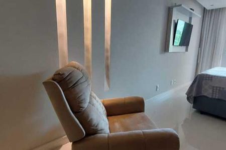 Apartamento à venda com 195m², 3 quartos e 3 vagas