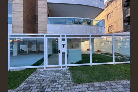Apartamento à venda com 102m², 3 quartos e 2 vagas Apartamento à venda com 102m², 3 quartos e 2 vagasPlaquinha Quinto Andar