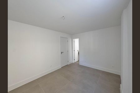 Apartamento à venda com 102m², 3 quartos e 2 vagas Apartamento à venda com 102m², 3 quartos e 2 vagasSuíte 2