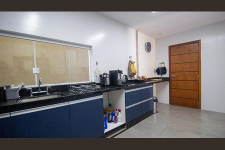 Casa de condomínio à venda com 200m², 3 quartos e 2 vagas Casa de condomínio à venda com 200m², 3 quartos e 2 vagasCozinha