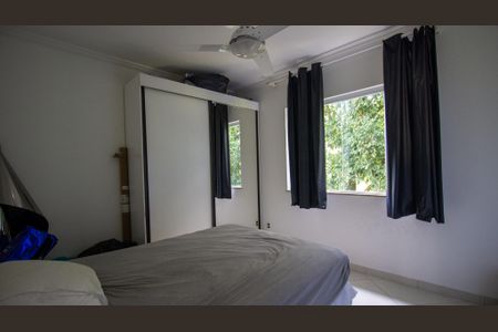 Casa de condomínio à venda com 200m², 3 quartos e 2 vagas Casa de condomínio à venda com 200m², 3 quartos e 2 vagasSuíte 3