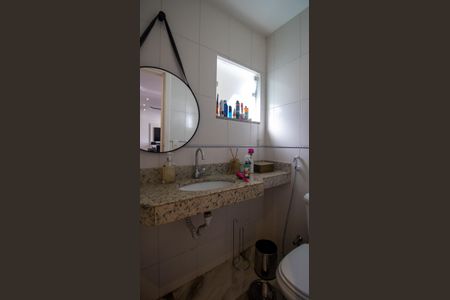 Casa de condomínio à venda com 200m², 3 quartos e 2 vagas Casa de condomínio à venda com 200m², 3 quartos e 2 vagasLavabo