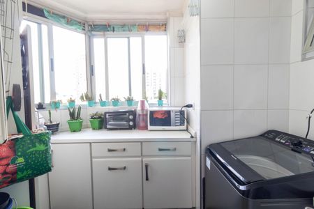 Apartamento à venda com 73m², 3 quartos e 2 vagasLavanderia