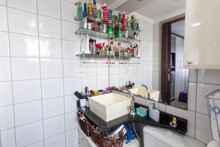 Apartamento à venda com 73m², 3 quartos e 2 vagasBanheiro da Suíte