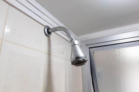 Apartamento à venda com 73m², 3 quartos e 2 vagasChuveiro