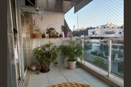 Apartamento à venda com 214m², 4 quartos e 2 vagas