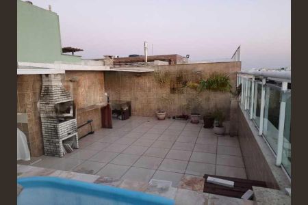 Apartamento à venda com 214m², 4 quartos e 2 vagas