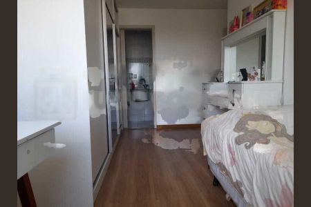 Apartamento à venda com 214m², 4 quartos e 2 vagas