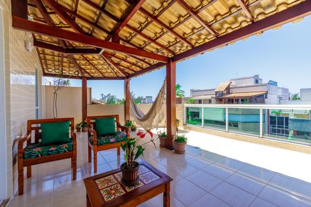 Apartamento à venda com 275m², 3 quartos e 3 vagas Apartamento à venda com 275m², 3 quartos e 3 vagasVaranda