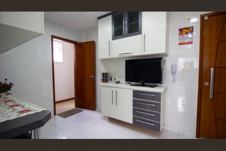 Apartamento à venda com 275m², 3 quartos e 3 vagas Apartamento à venda com 275m², 3 quartos e 3 vagasCozinha
