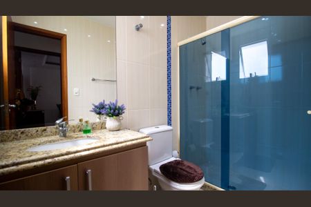 Apartamento à venda com 275m², 3 quartos e 3 vagas Apartamento à venda com 275m², 3 quartos e 3 vagasBanheiro Social