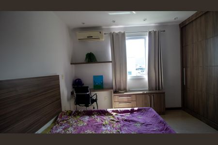 Apartamento à venda com 275m², 3 quartos e 3 vagas Apartamento à venda com 275m², 3 quartos e 3 vagasSuíte 2