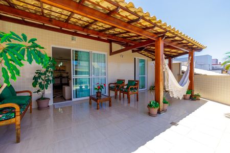 Apartamento à venda com 275m², 3 quartos e 3 vagas Apartamento à venda com 275m², 3 quartos e 3 vagasVaranda