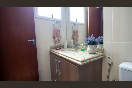 Apartamento à venda com 275m², 3 quartos e 3 vagas Apartamento à venda com 275m², 3 quartos e 3 vagasBanheiro Social