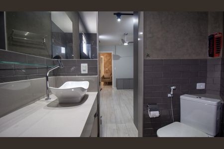 Apartamento à venda com 175m², 4 quartos e 2 vagas Apartamento à venda com 175m², 4 quartos e 2 vagasBanheiro da Suíte 3