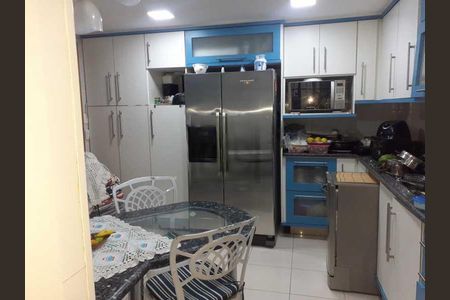 Apartamento à venda com 180m², 4 quartos e 2 vagas