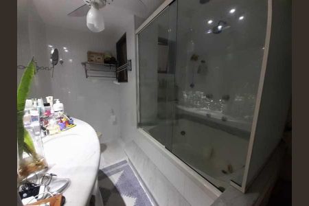 Apartamento à venda com 180m², 4 quartos e 2 vagas